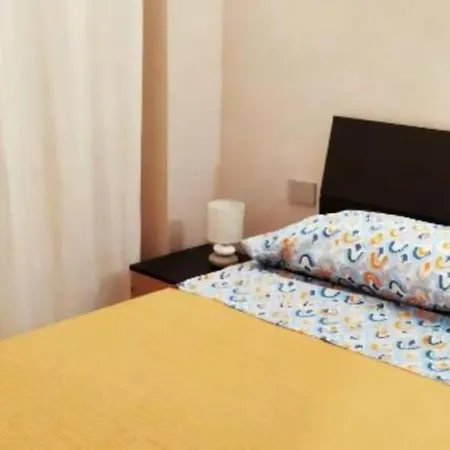 Marina Grande باكولي