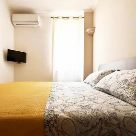 Marina Grande 公寓 巴科利